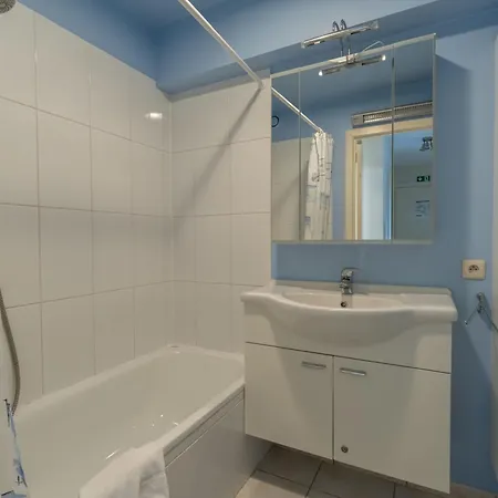 Apartment Apartment Zon & Zee With Seaview By Interhome