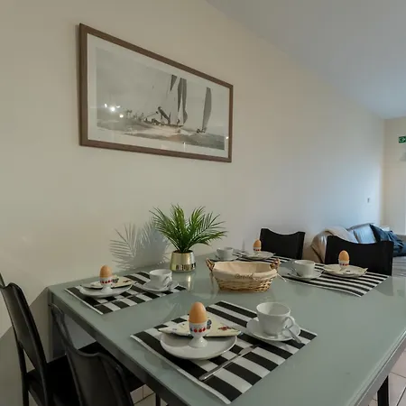 Apartment Zon & Zee With Seaview By Interhome * Ostend